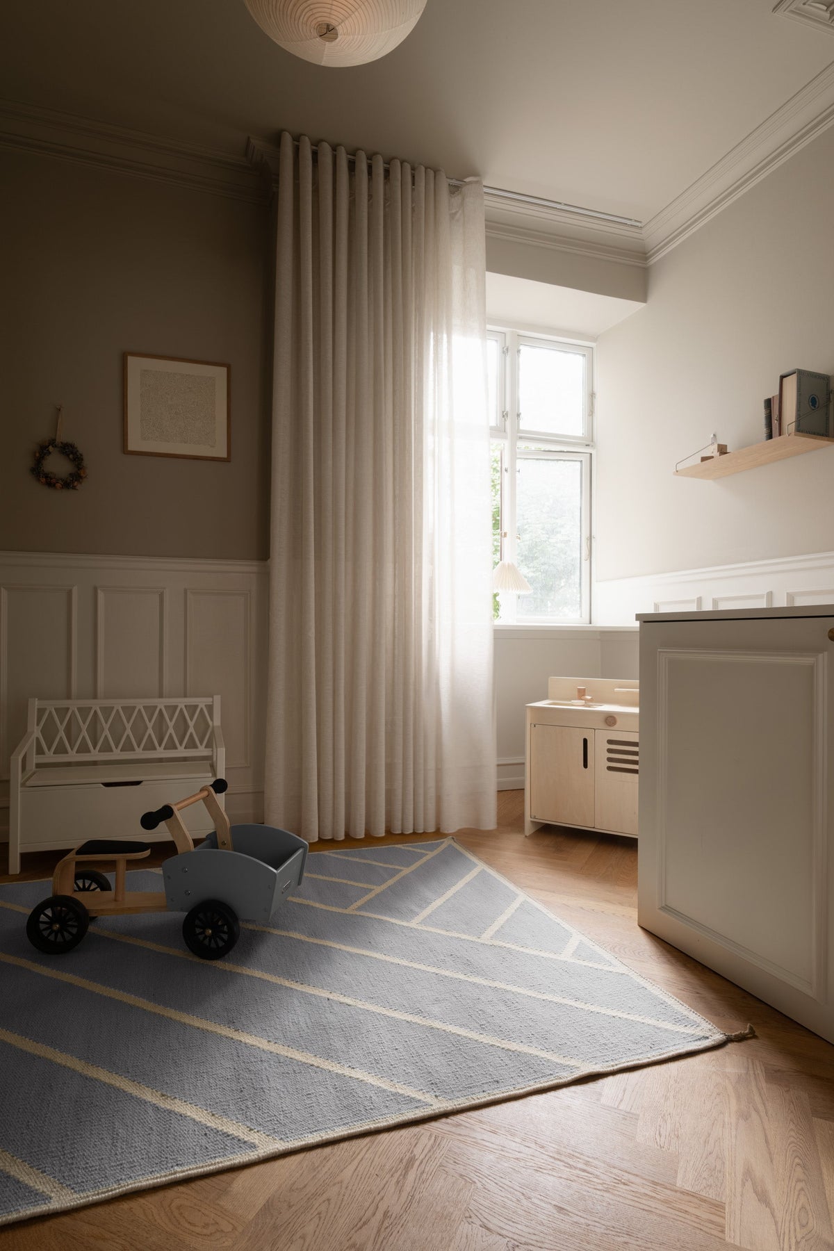 Tæppe VK-2, lyseblå/hvid • NORDICMODERN - Copenhagenhomedesign