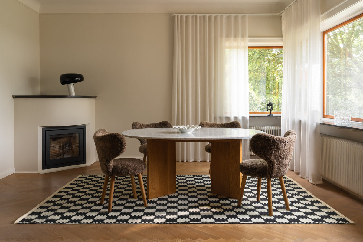 Tæppe VK-5, sort/hvid • NORDICMODERN - Copenhagenhomedesign