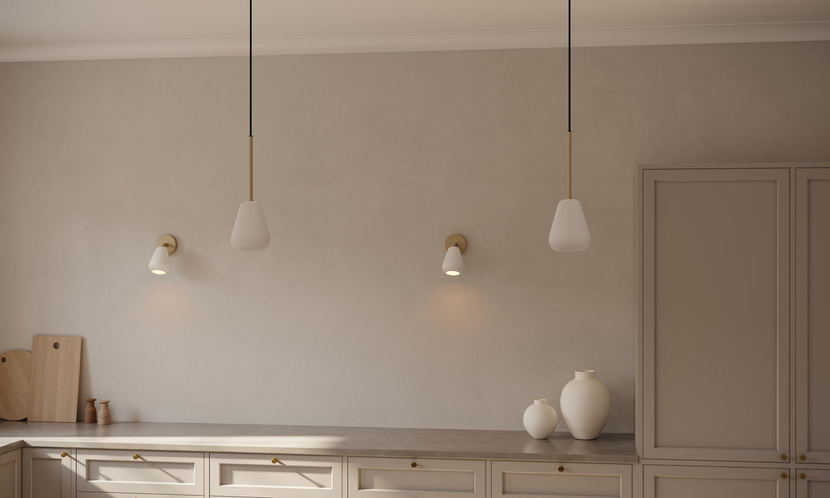 Anoli Spot Surface med roset, nordic gold / hvid • NUURA - Copenhagenhomedesign