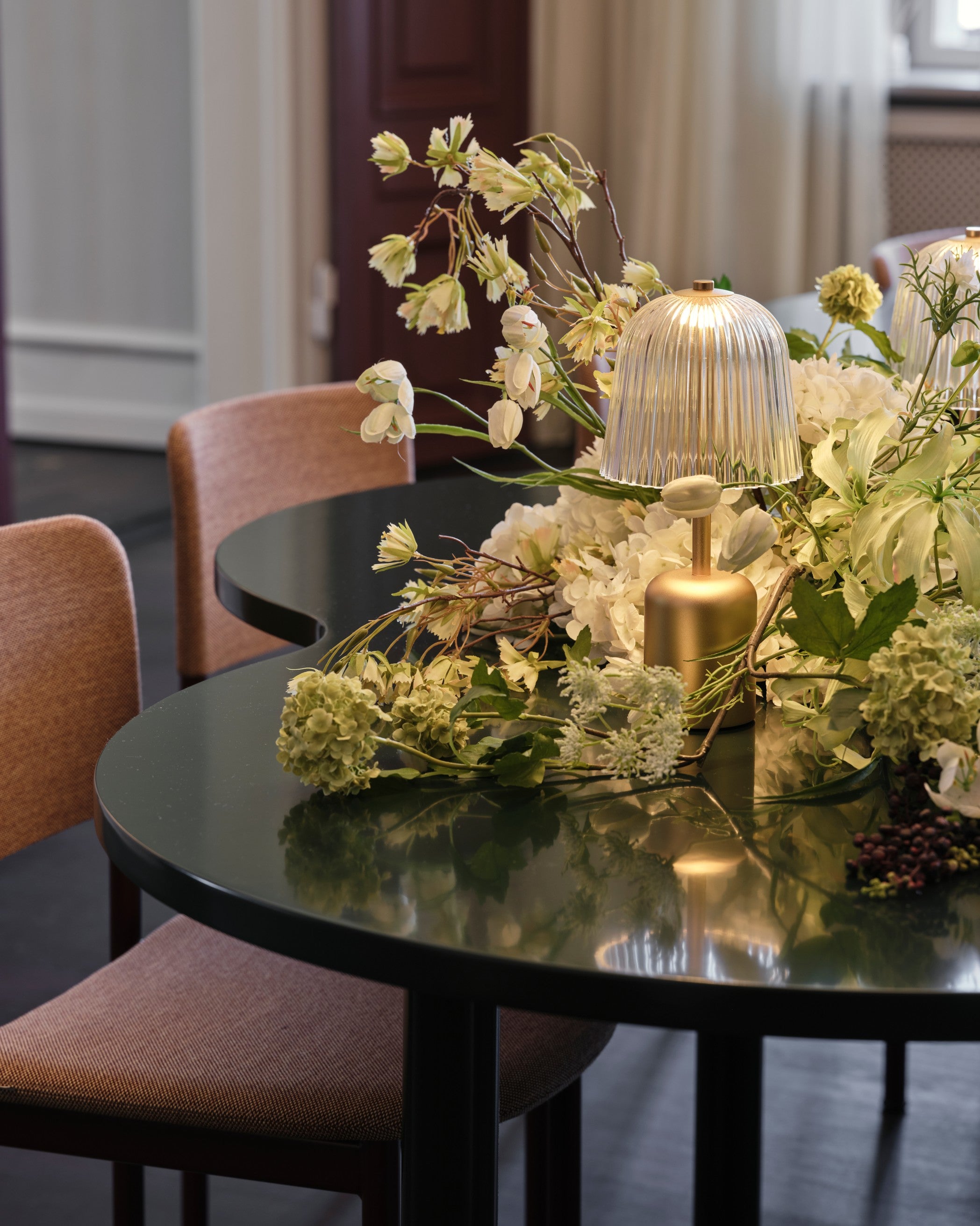 Asteea Portable bordlampe • NUURA