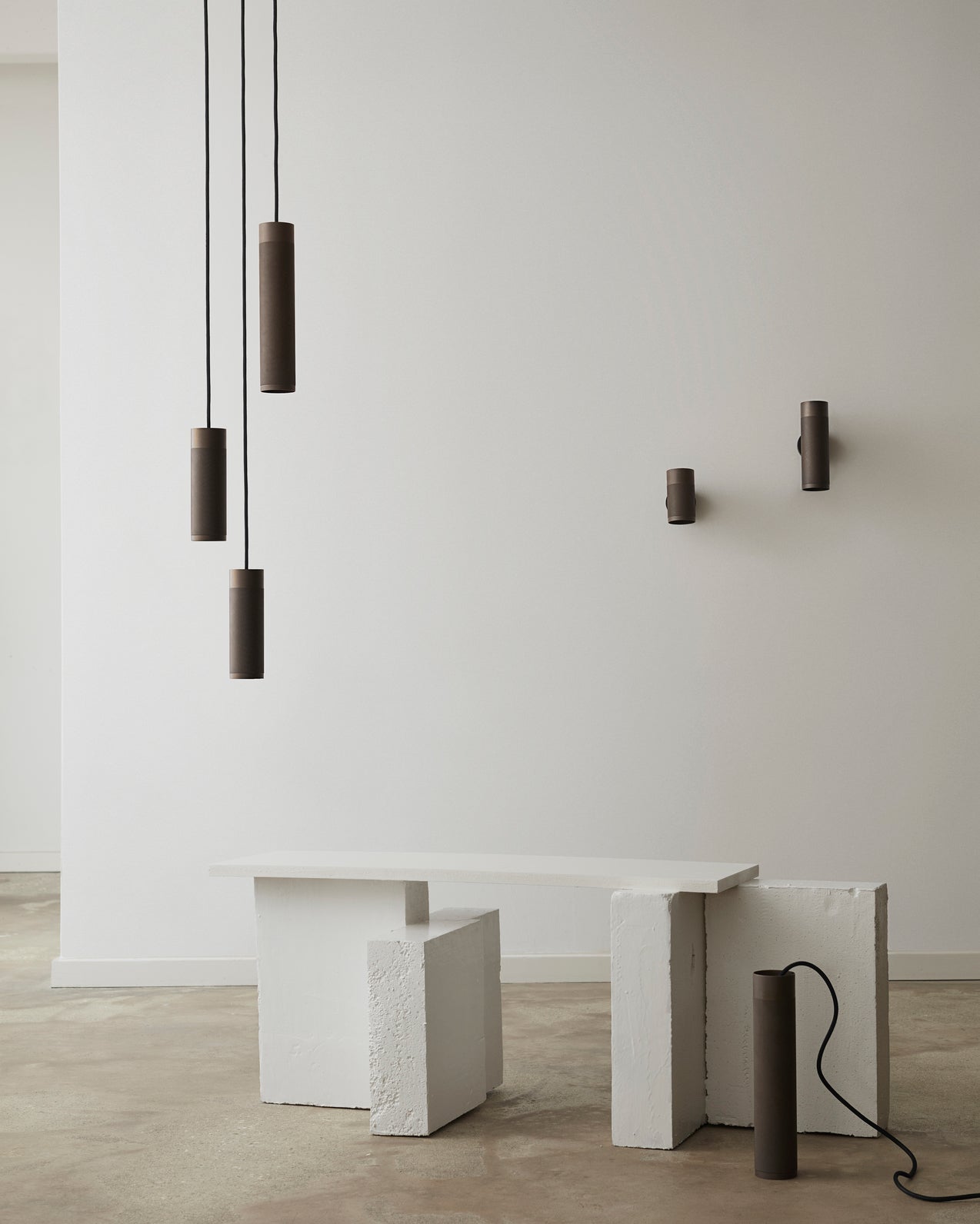 Patrone Pendel Long i bruneret messing • Thorup Copenhagen - Copenhagenhomedesign