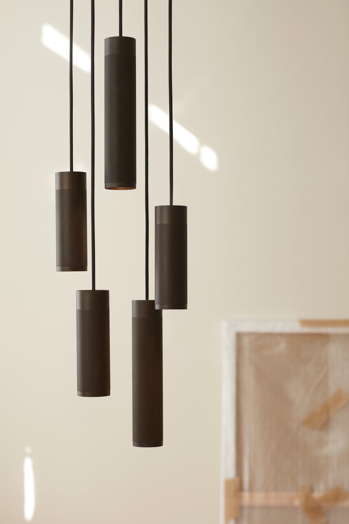 Patrone Cluster 5 Pendel Sort Bruneret Messing • Thorup Copenhagen - Copenhagenhomedesign