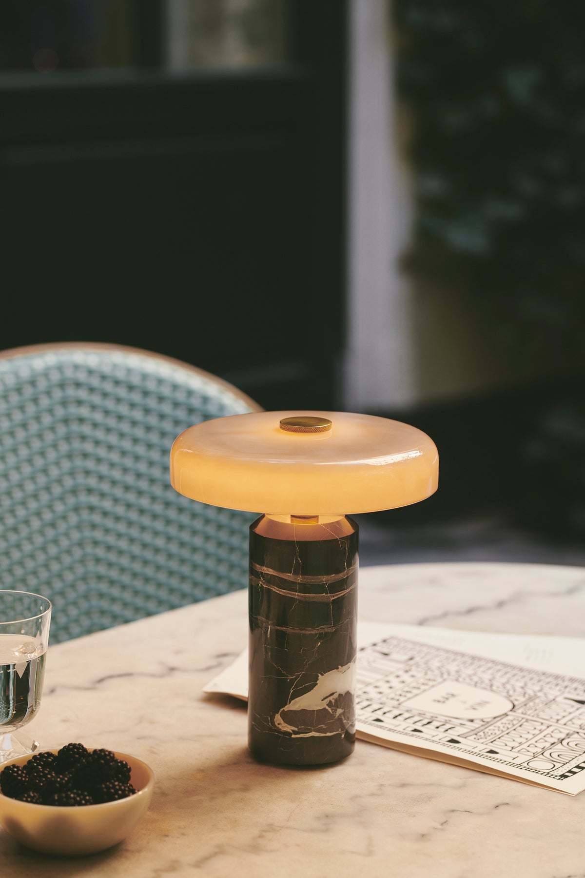 Trip Portable bordlampe, ash/grey glossy • Design by Us - Copenhagenhomedesign