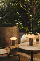 Trip Portable bordlampe, dark clay/opal matt • Design by Us