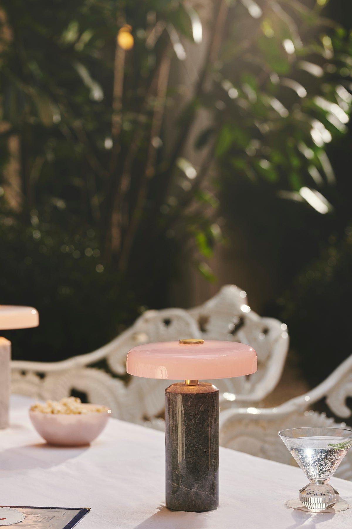 Trip Portable bordlampe, silver/rose glossy • Design by Us - Copenhagenhomedesign