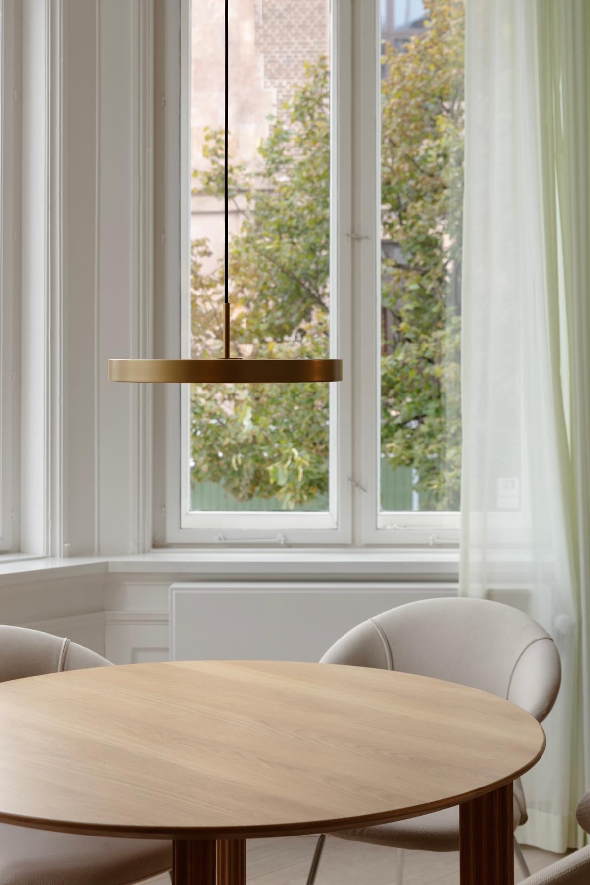 Asteria Plus pendel, messing • UMAGE