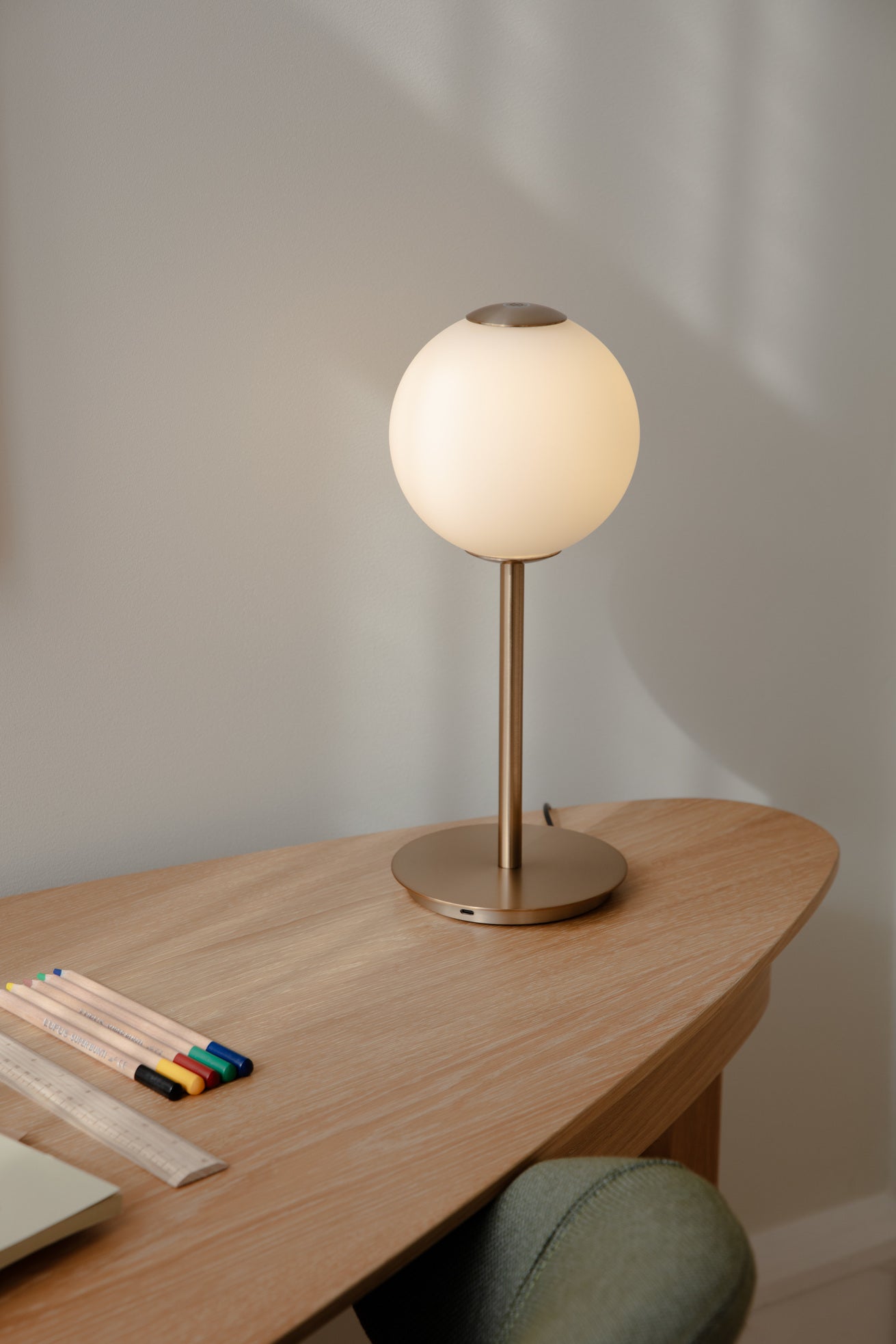 Audrey Table bordlampe • UMAGE