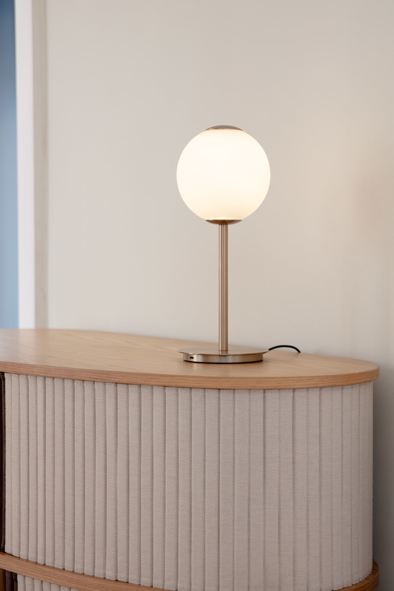 Audrey Table bordlampe • UMAGE