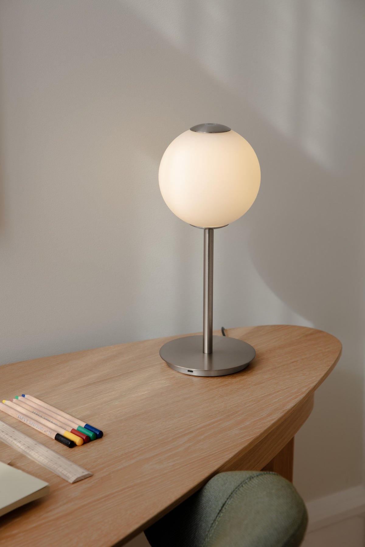 Audrey Table bordlampe, stål • UMAGE