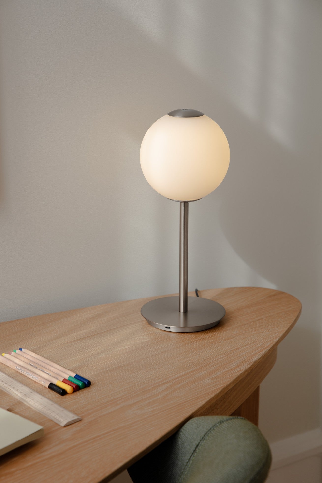 Audrey Table bordlampe, stål • UMAGE