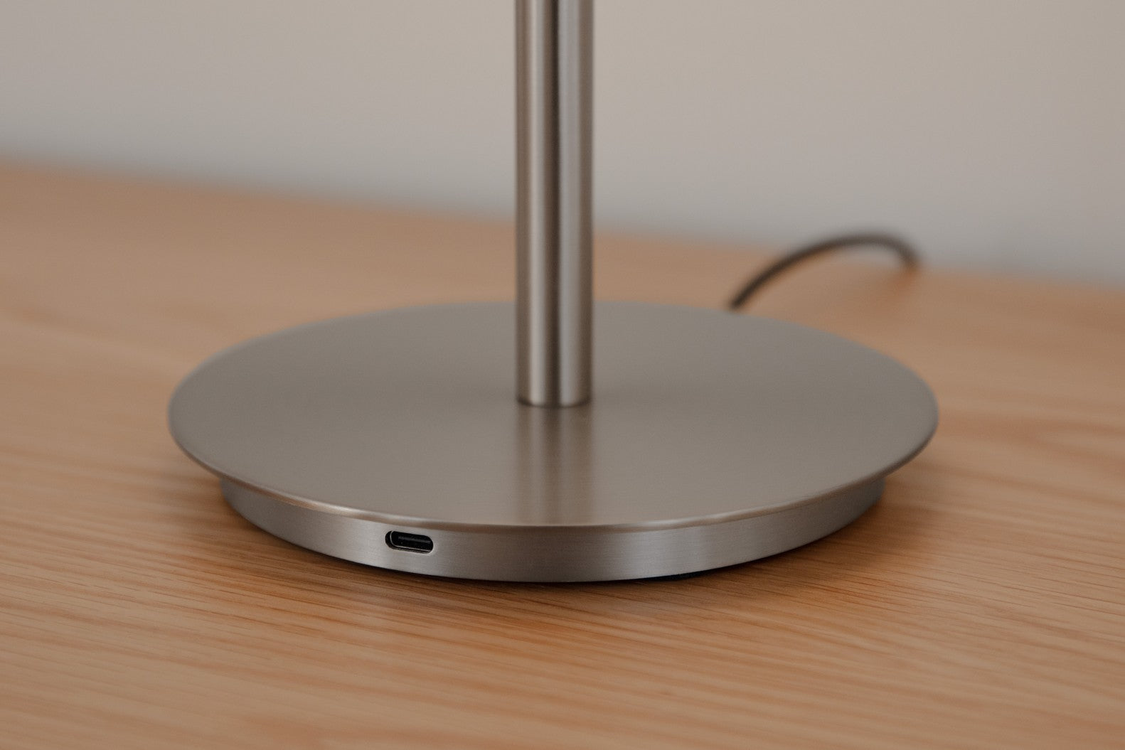 Audrey Table bordlampe, stål • UMAGE