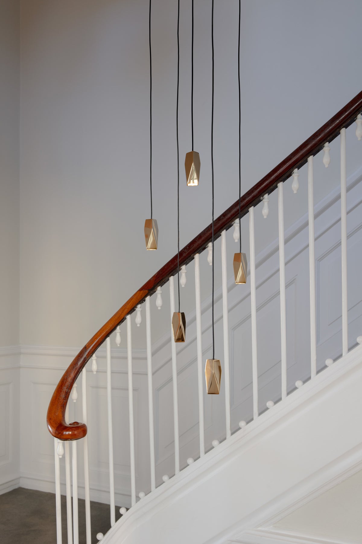 Brighter Days Quadra Cluster 5 pendel med roset • UMAGE - Copenhagenhomedesign