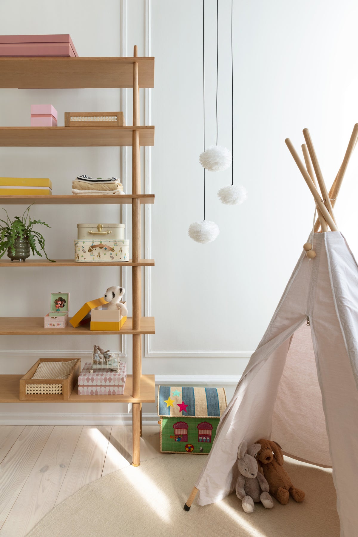 Eos Nano Cluster 3 pendel med roset mini, hvid og sort • UMAGE - Copenhagenhomedesign