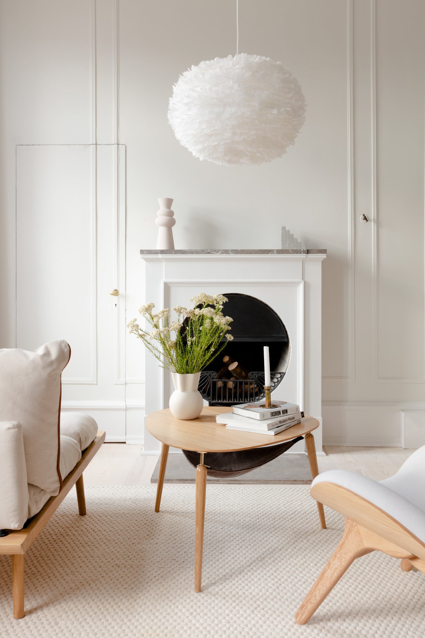 Eos pendel med roset, hvid og sort • UMAGE