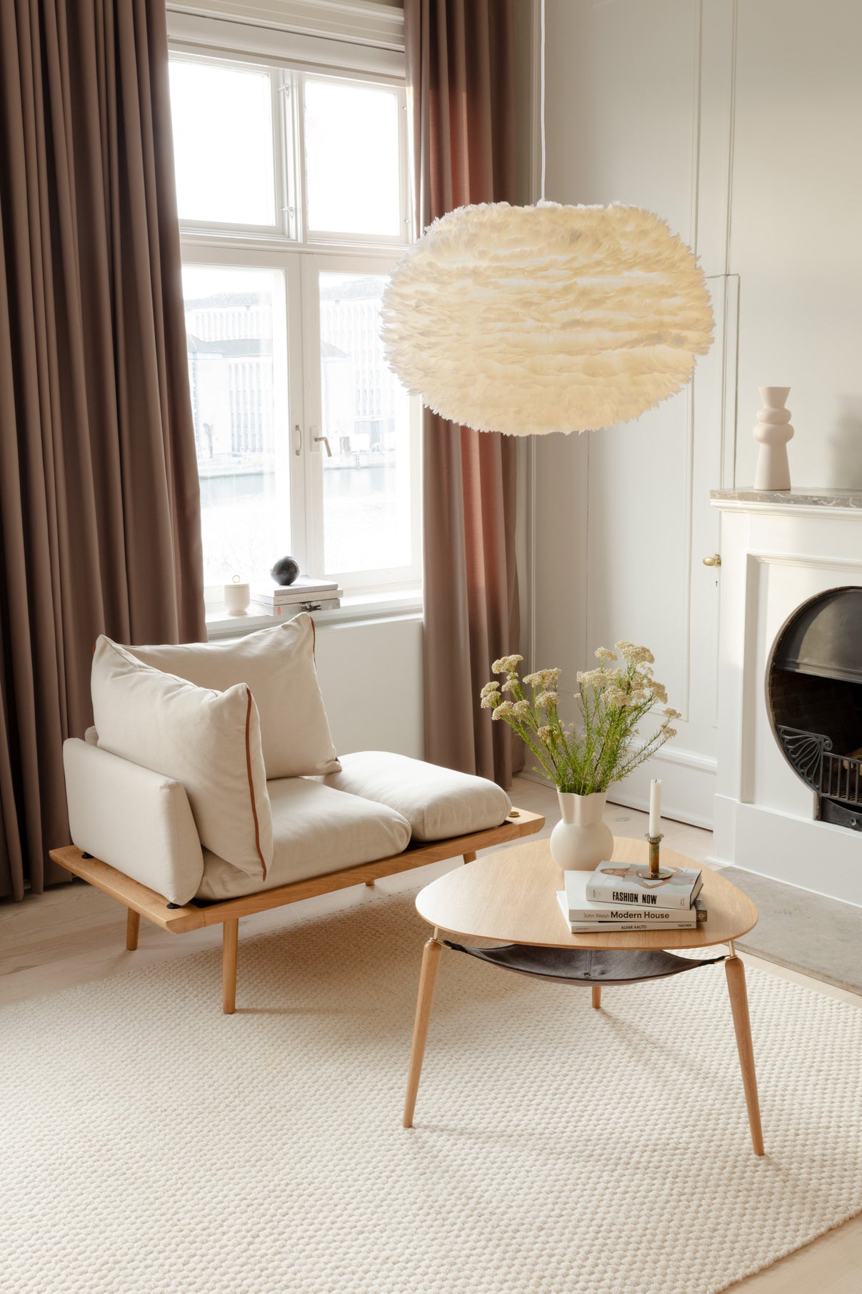 Eos pendel med roset, hvid og sort • UMAGE