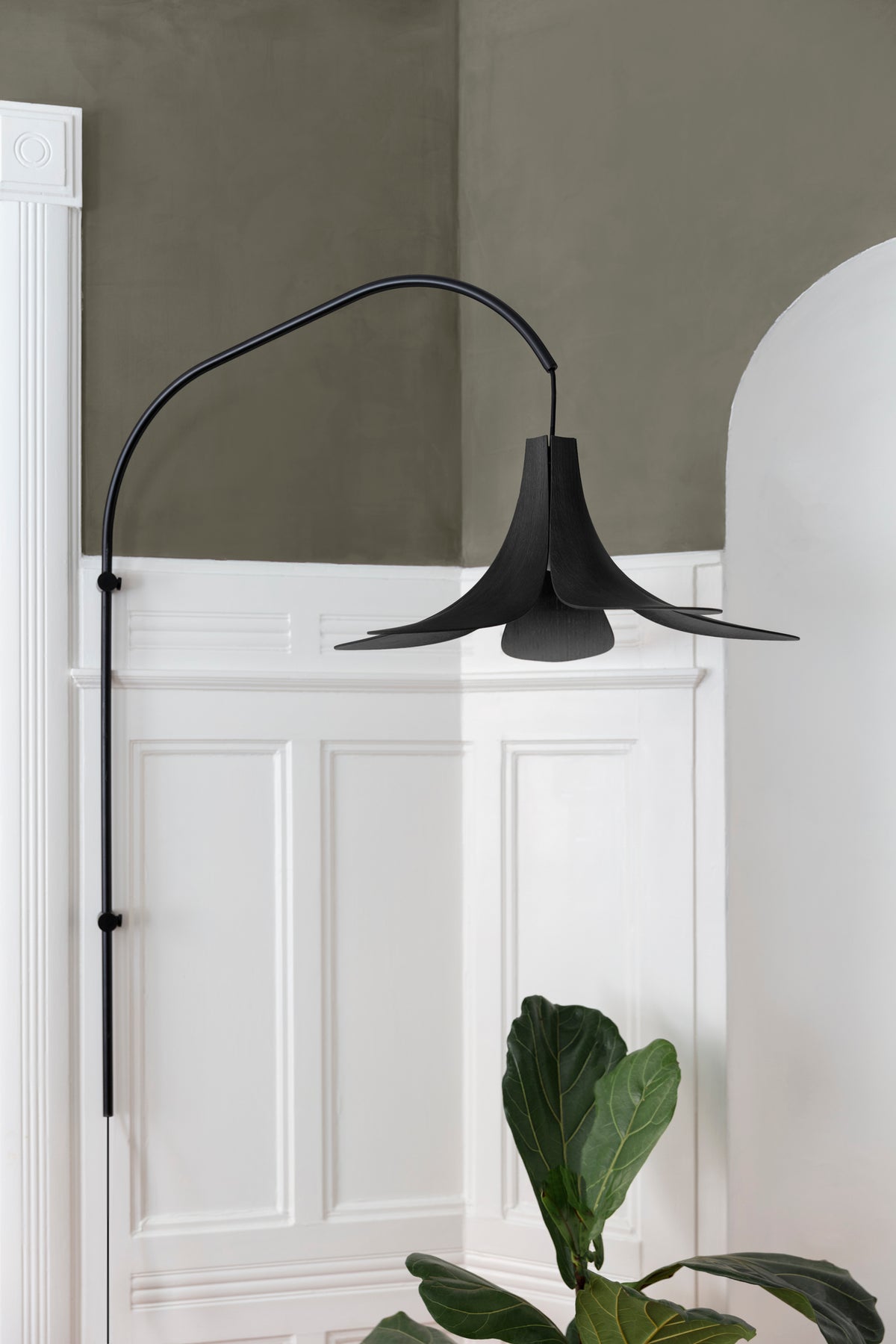 Willow Mini Wall Hanger, lampestander, væglampe, sort • UMAGE - Copenhagenhomedesign