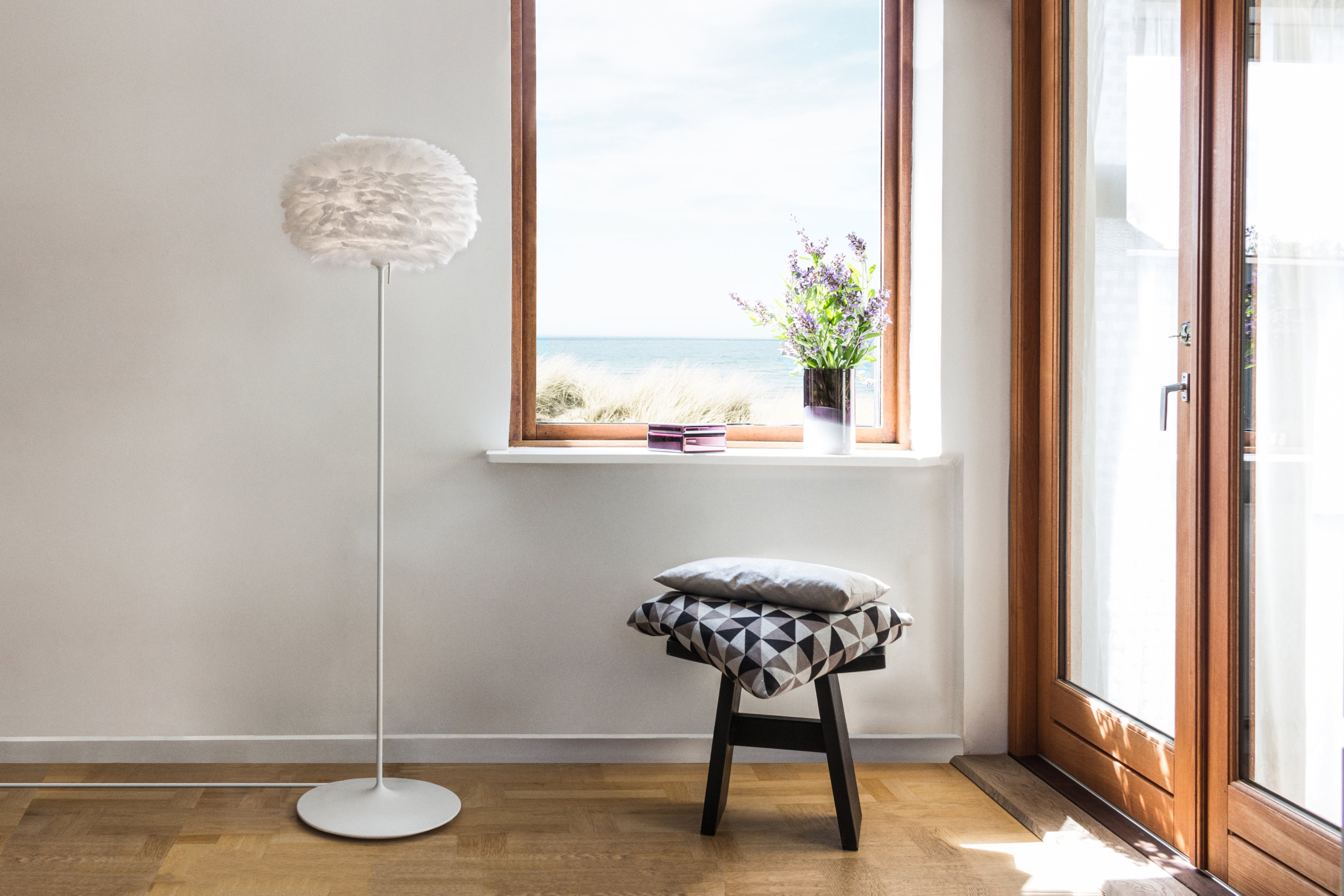 Eos gulvlampe, hvid • UMAGE