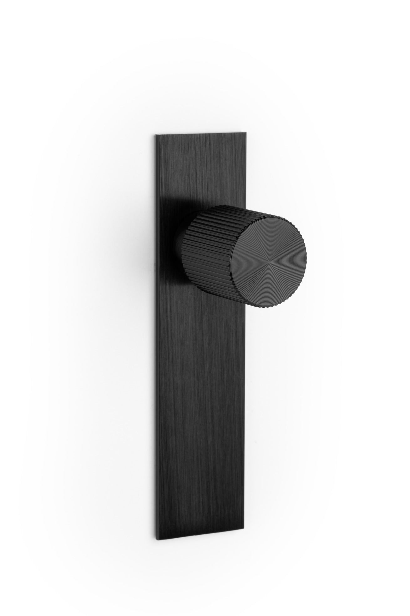 ARPA møbelknop med bagplade, sort • Viefe