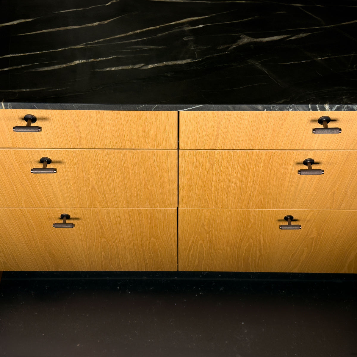 Møbelknop med diamond cut i bronze / bruneret messing - Nørrebro • Chr. Jørgensen