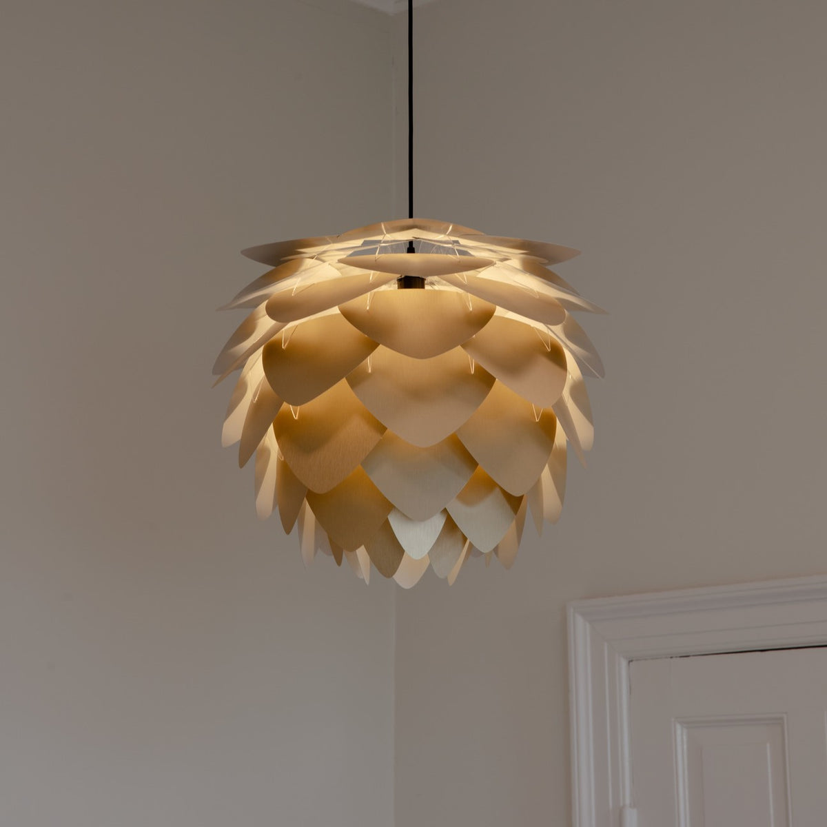 Aluvia lampeskærm, børstet messing • UMAGE - Copenhagenhomedesign