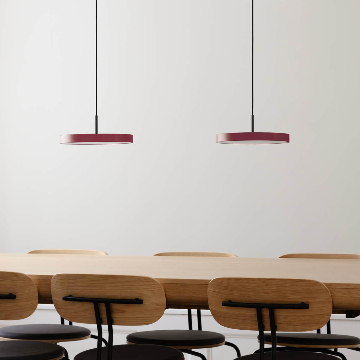 Asteria pendel, rød og sort • UMAGE - Copenhagenhomedesign