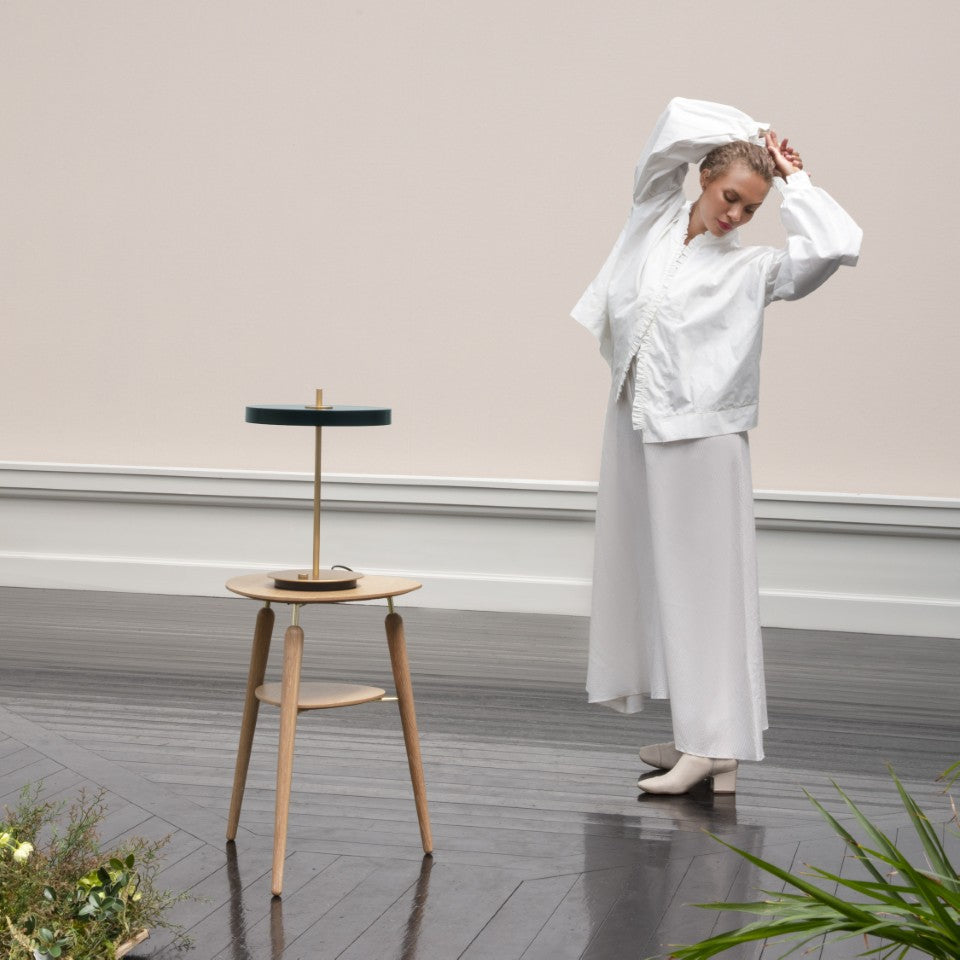 Asteria Table bordlampe, grøn og messing • UMAGE