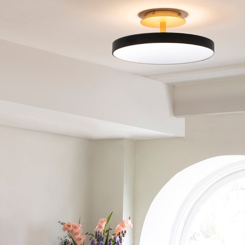 Asteria Up loftlampe, sort og messing • UMAGE