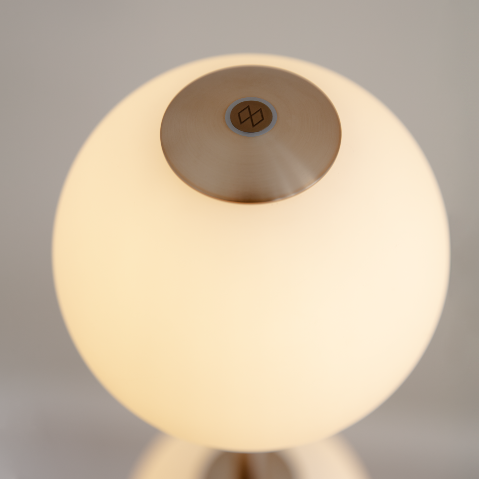 Audrey Floor gulvlampe • UMAGE