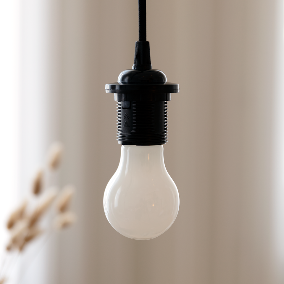 Basic Idea A60 pære, 2W • UMAGE