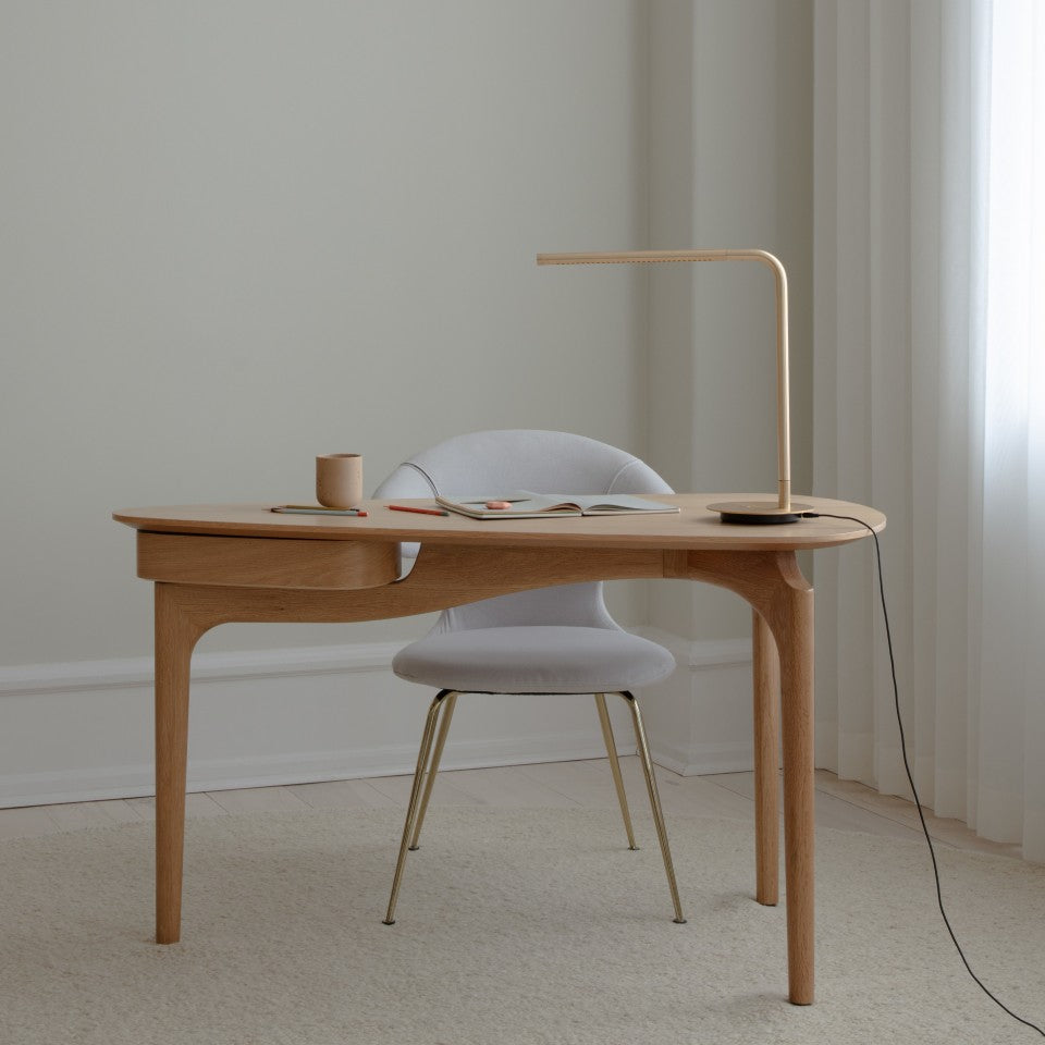 Omni Table bordlampe, messing • UMAGE