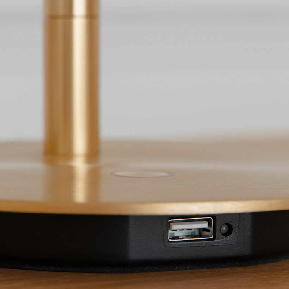 Omni Table bordlampe, messing • UMAGE