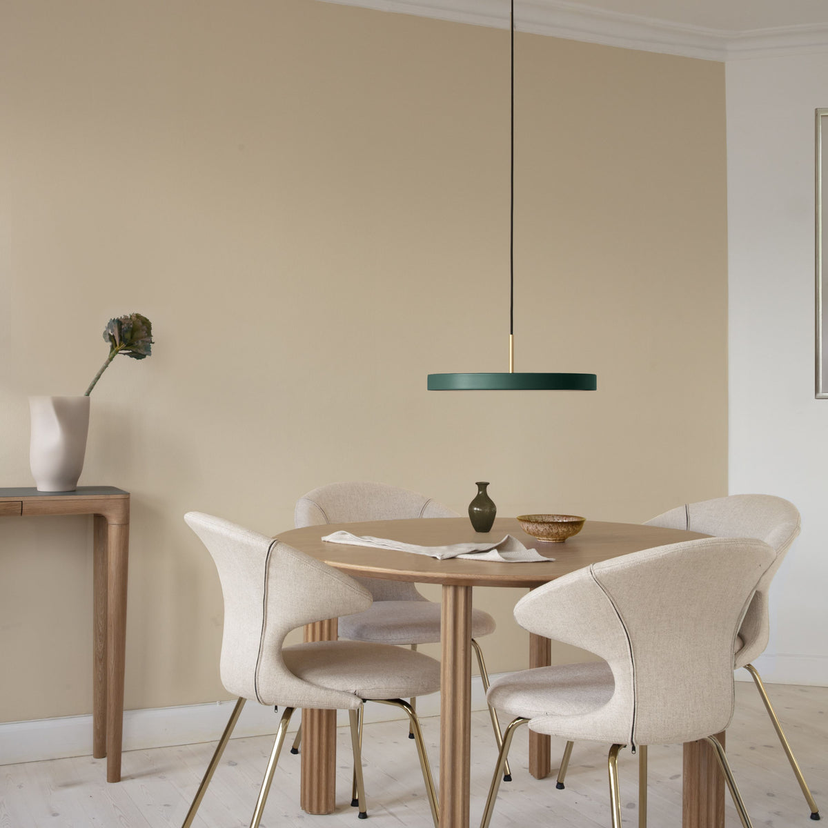Asteria pendel, grøn og messing • UMAGE - Copenhagenhomedesign