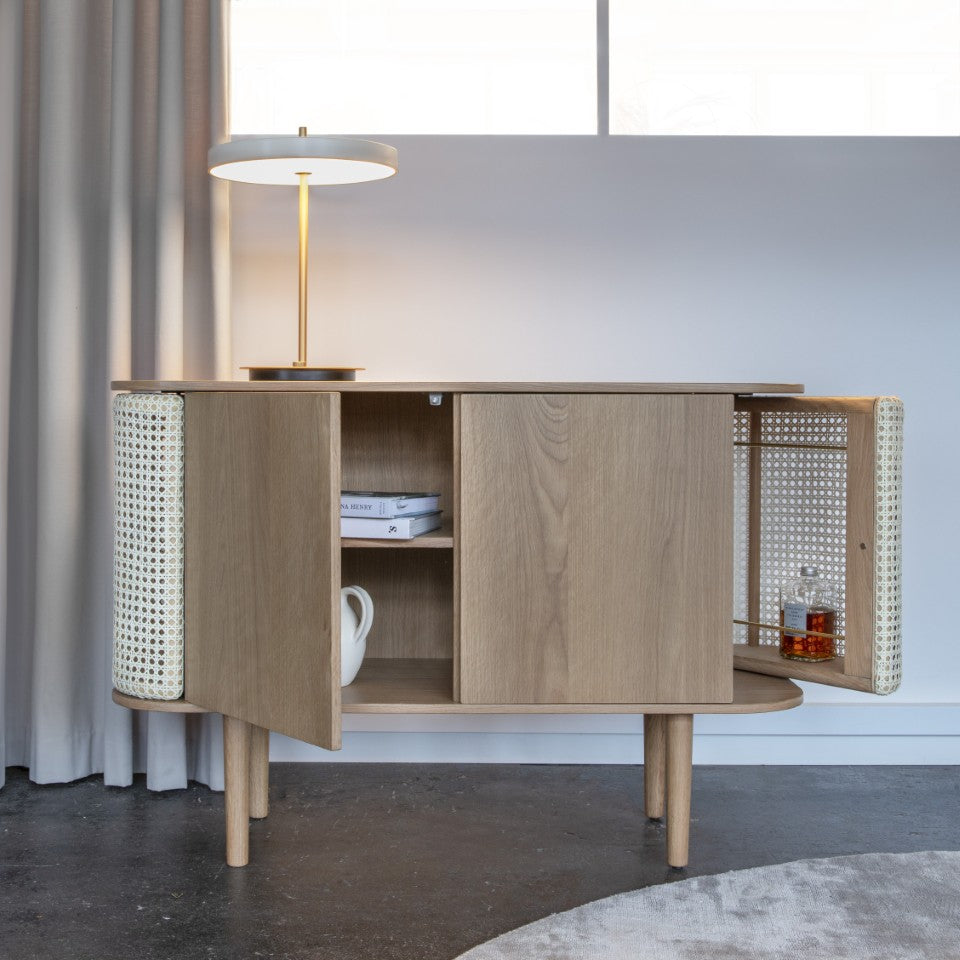 Asteria Table bordlampe, hvid og messing • UMAGE
