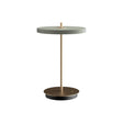 Asteria Move portable bordlampe, oliven og messing • UMAGE