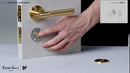 Cross toiletbesætning i sort med Diamond cut mønster - c/c 27 mm  • Buster + Punch