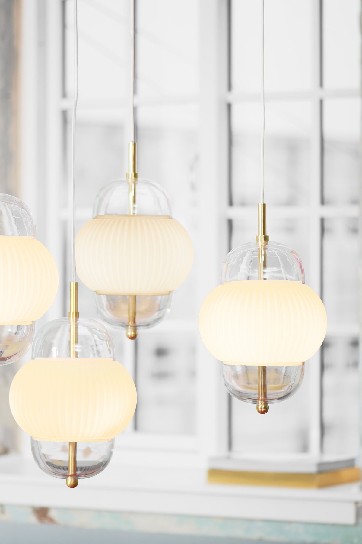 Arbitrary Bulb Ø45 Milky pære • Design by Us - Copenhagenhomedesign