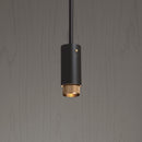 Eksklusiv pendel lampe fra Buster + Punch i grå med detaljer i massiv messing.