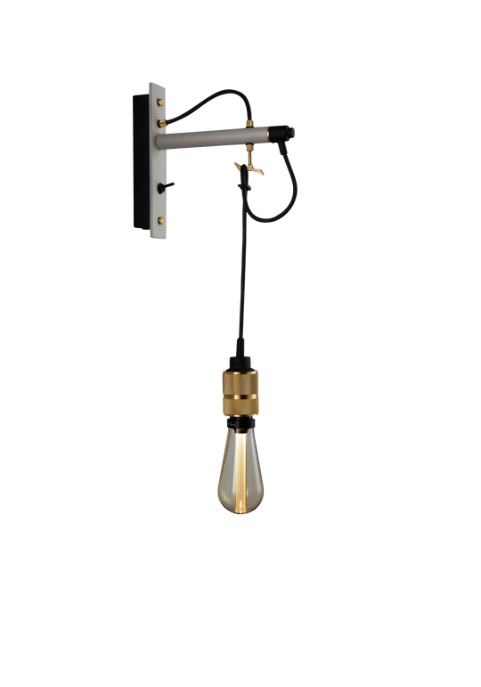 Hook wall Nude væglampe i stone og messing  • Buster + Punch