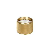 Tealight fyrfadslysestage i massiv messing med lak med diamond cut mønster  • Buster + Punch