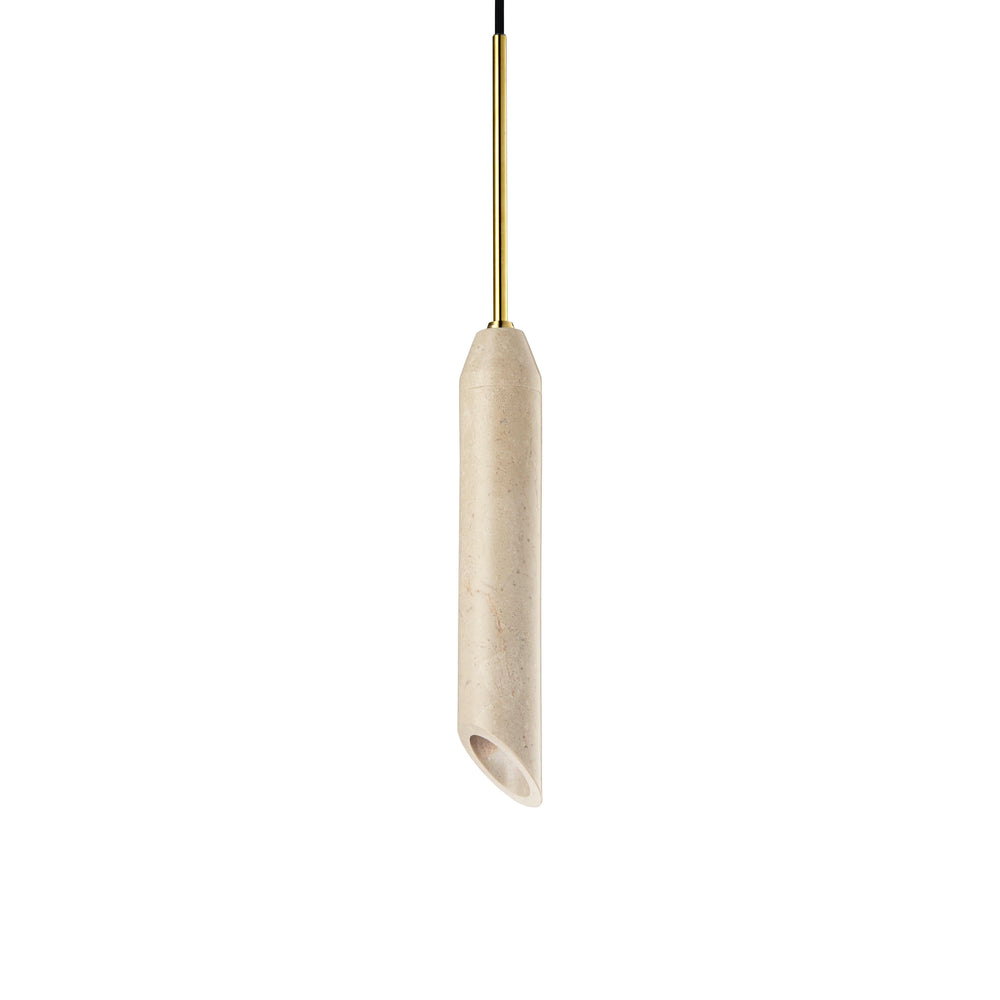 Pendel lampe i hvid marmor med diagonalt snit og med guldfarvet detaljer. Lampen har en sort stofledning.