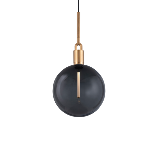 Forked Pendant Globe Large pendel, røgfarvet og messing • Buster + Punch