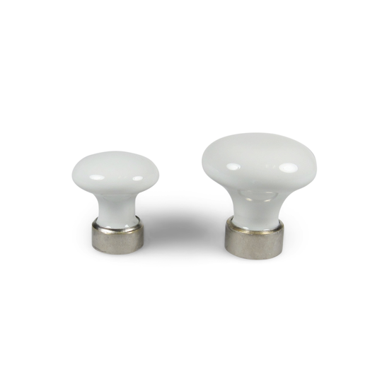 Hornbæk • Porcelænsknop med mat forniklet fod