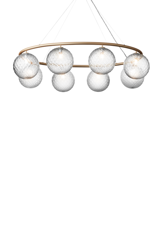 Miira 8 Oval lysekrone, brass / optic clear • NUURA