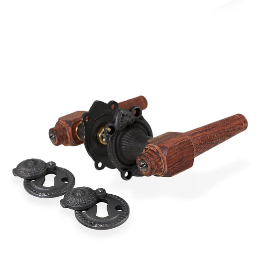 Svanemølle dørhåndtag i ædeltræ inkl. roset og nøgleskilt i sort oxideret messing